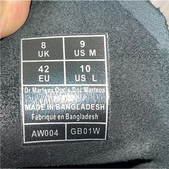 Doc Martens 1460 Size 9 - Picture 3 of 3